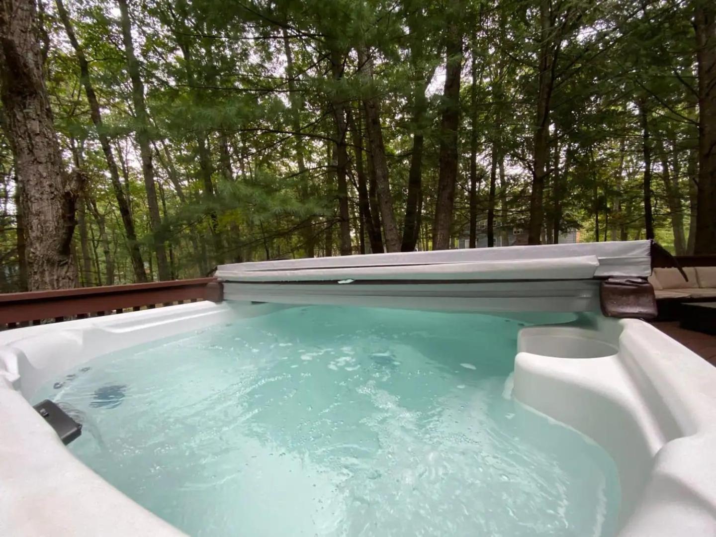 Villa Wonderful Family Place W/hottub/sauna/billiard/private Pool East Stroudsburg