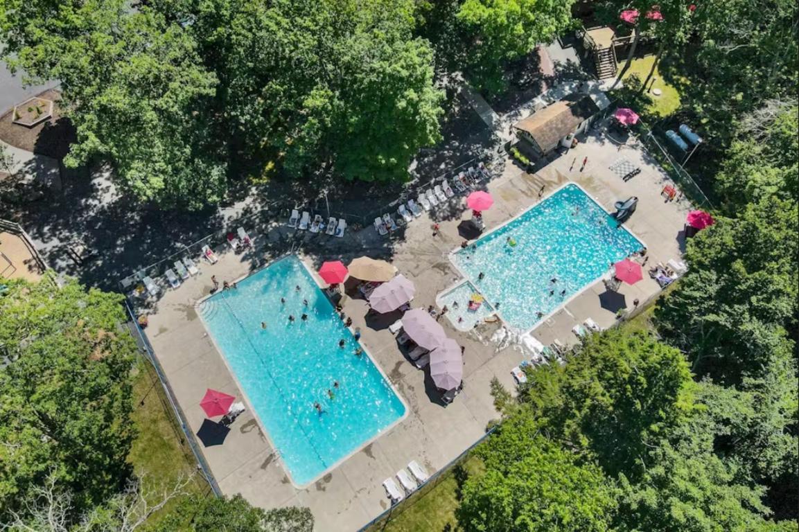 Wonderful Family Place W/hottub/sauna/billiard/private Pool